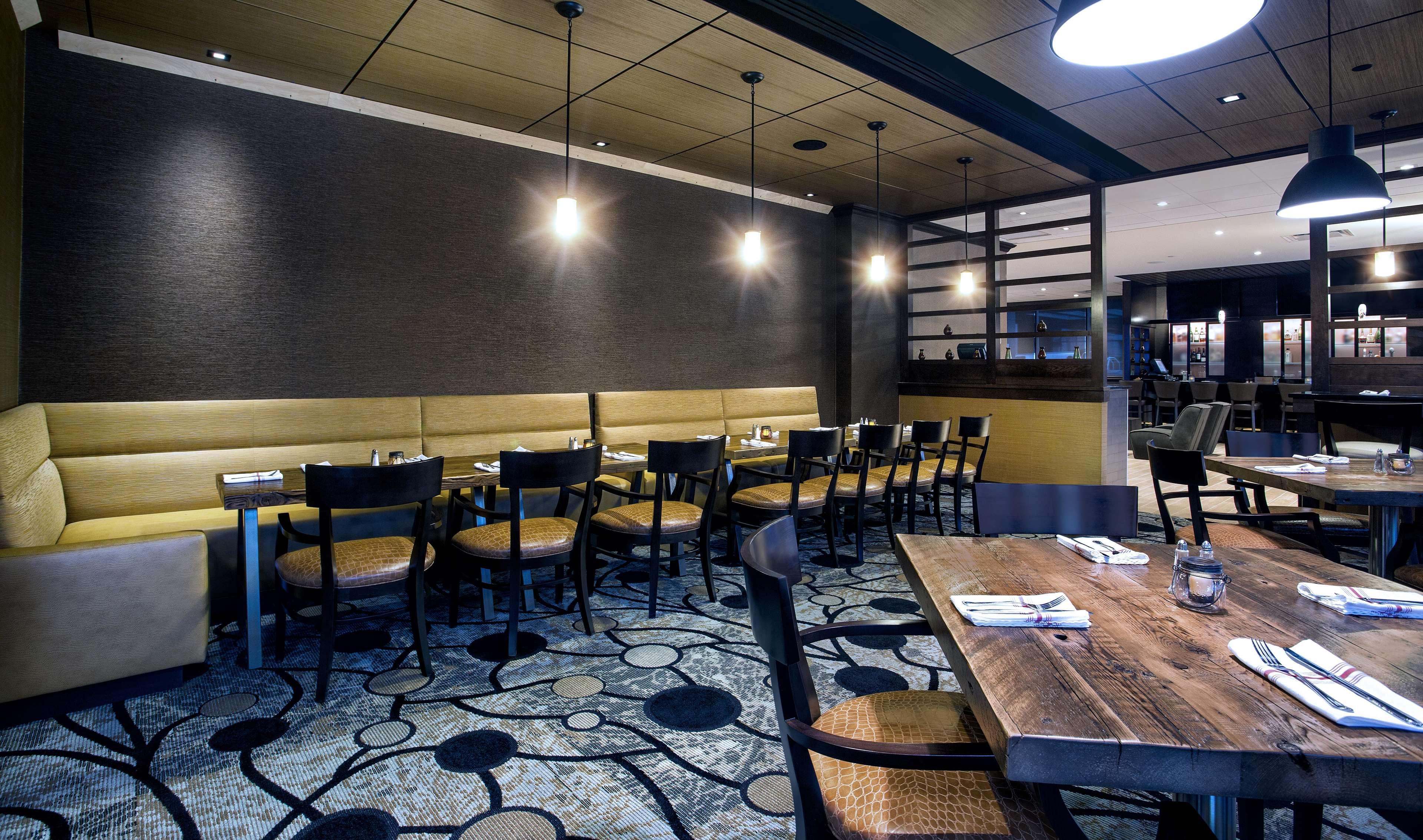 Doubletree By Hilton Hotel & Suites Jersey City Exterior photo